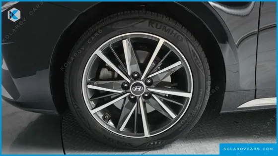 HYUNDAI GRANDEUR 3.3