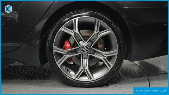 KIA STINGER 3.3 TURBO AWD