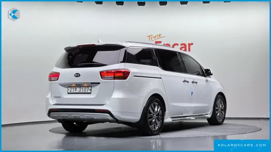 KIA CARNIVAL 9-SEATER NOBLESSE SPECIAL