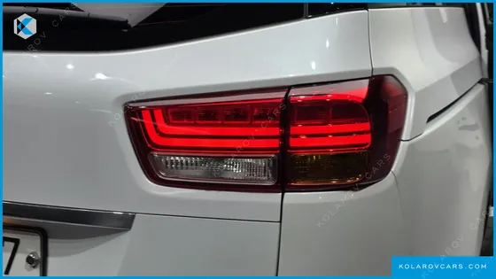 KIA CARNIVAL 9-SEATER NOBLESSE SPECIAL