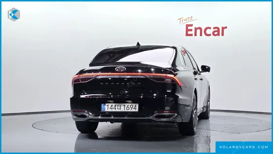 HYUNDAI GRANDEUR 3.0 LPI RENT CAR