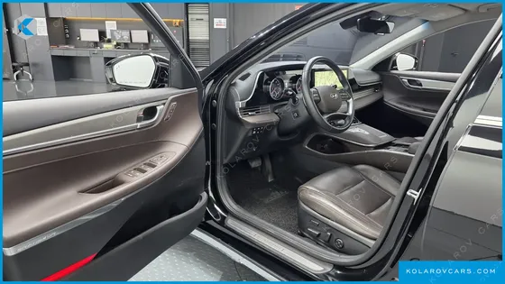 HYUNDAI GRANDEUR 3.0 LPI RENT CAR