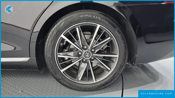 HYUNDAI GRANDEUR 3.0 LPI RENT CAR