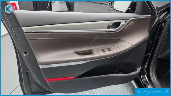 HYUNDAI GRANDEUR 3.0 LPI RENT CAR