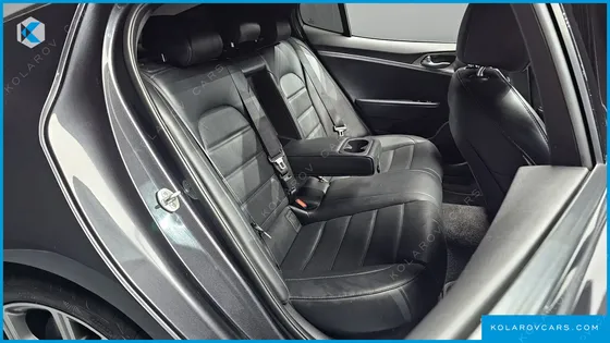 KIA STINGER 3.3 TURBO 2WD