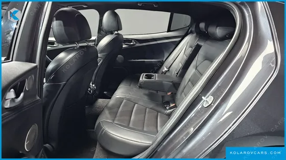 KIA STINGER 3.3 TURBO 2WD