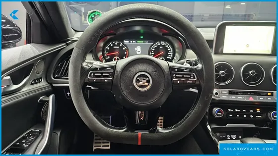 KIA STINGER 3.3 TURBO 2WD