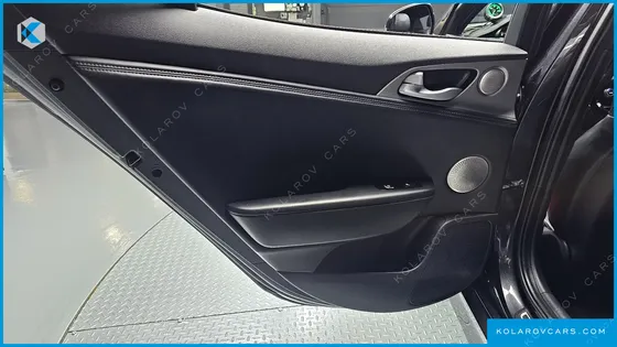 KIA STINGER 3.3 TURBO 2WD