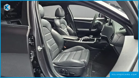 KIA STINGER 3.3 TURBO 2WD