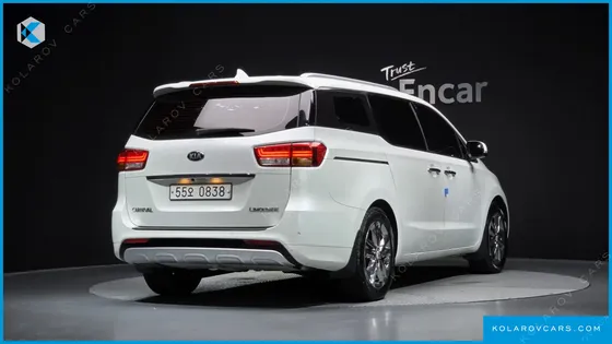 KIA CARNIVAL 7-SEATER LIMOUSINE