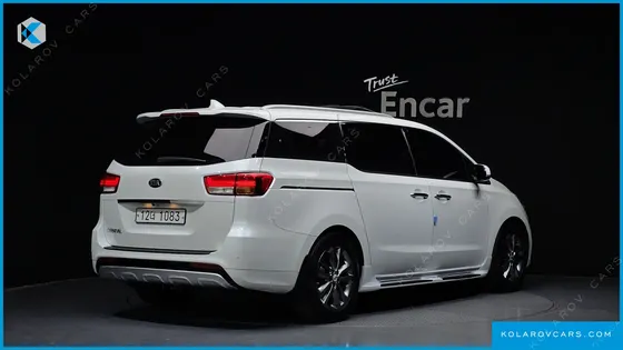 KIA CARNIVAL 9-SEATER NOBLESSE