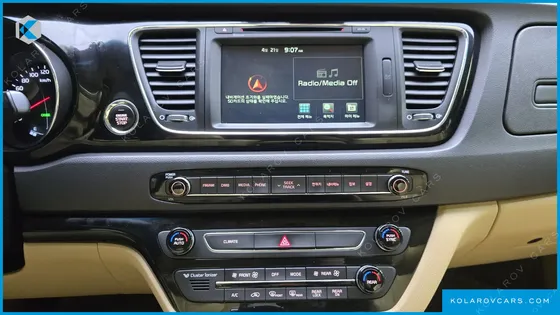 KIA CARNIVAL 9-SEATER NOBLESSE