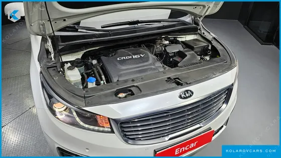 KIA CARNIVAL 7-SEATER LIMOUSINE