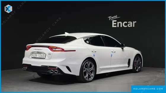 KIA STINGER 3.3 TURBO AWD