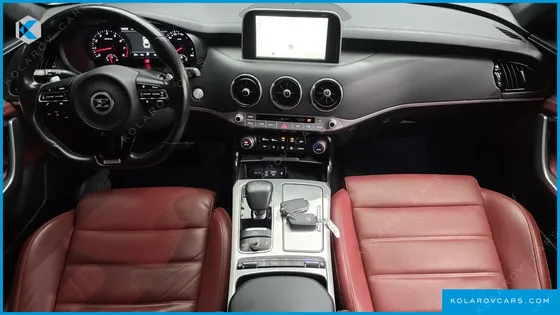 KIA STINGER 3.3 TURBO AWD
