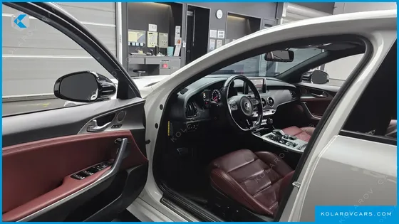 KIA STINGER 3.3 TURBO AWD