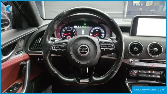 KIA STINGER 3.3 TURBO AWD