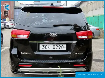 KIA CARNIVAL 7-SEATER LIMOUSINE