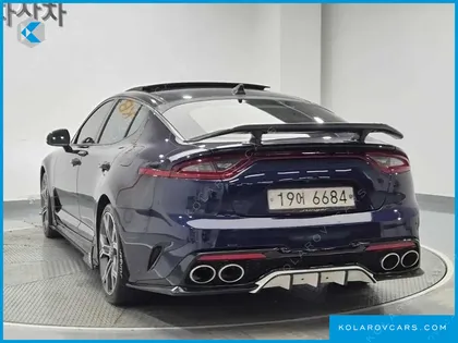 KIA STINGER 3.3 TURBO AWD