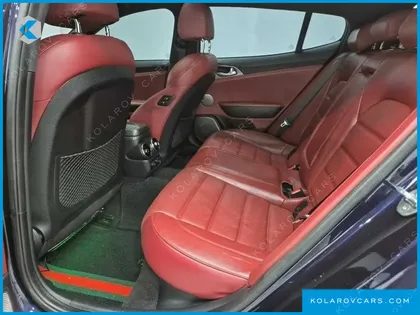 KIA STINGER 3.3 TURBO AWD
