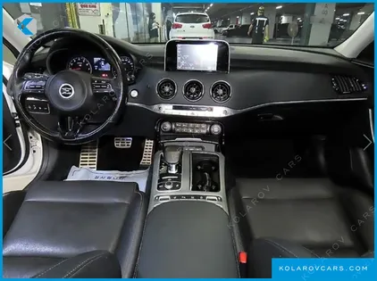 KIA STINGER 2.0 TURBO AWD