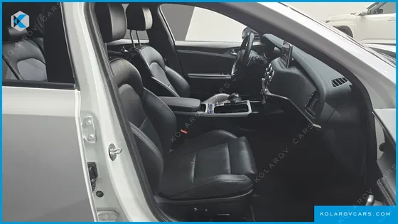 KIA STINGER 2.0 TURBO 2WD