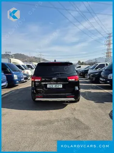KIA CARNIVAL 9-SEATER PRESTIGE