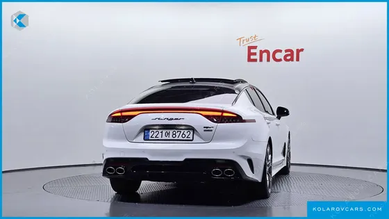 KIA STINGER 3.3 TURBO AWD