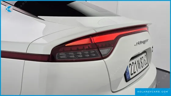 KIA STINGER 3.3 TURBO AWD