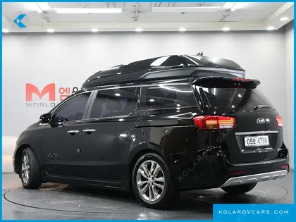 KIA CARNIVAL 9-SEATER HI-LIMOUSINE