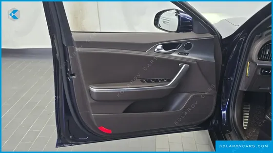 KIA STINGER 2.0 TURBO 2WD