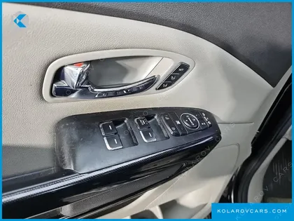 KIA CARNIVAL 9-SEATER NOBLESSE