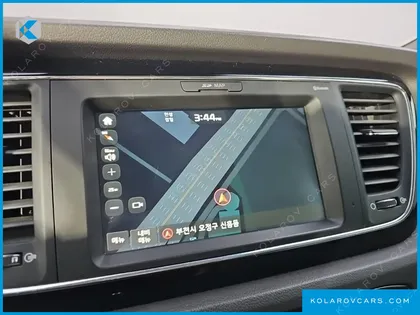 KIA CARNIVAL 9-SEATER NOBLESSE