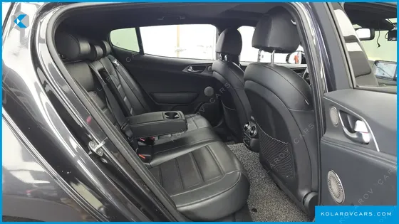 KIA STINGER 3.3 TURBO AWD