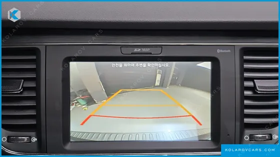 KIA CARNIVAL 9-SEATER LUXURY