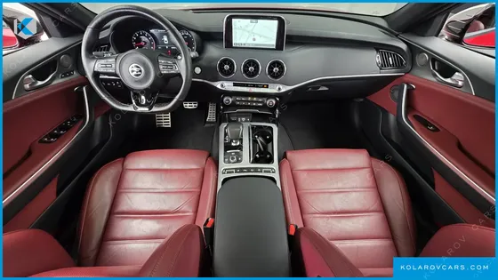 KIA STINGER 3.3 TURBO AWD