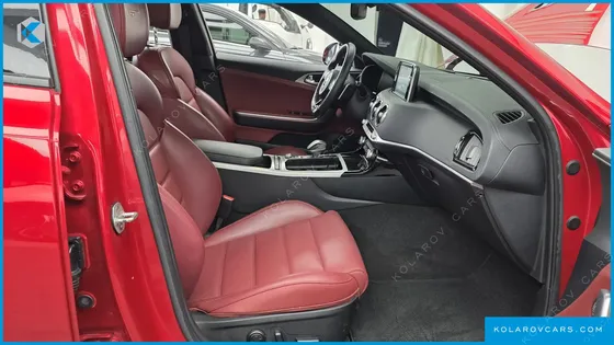KIA STINGER 3.3 TURBO AWD