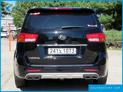 KIA CARNIVAL 9-SEATER PRESTIGE