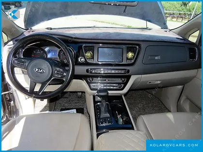 KIA CARNIVAL 9-SEATER PRESTIGE