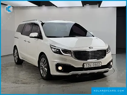 KIA CARNIVAL 7-SEATER LIMOUSINE