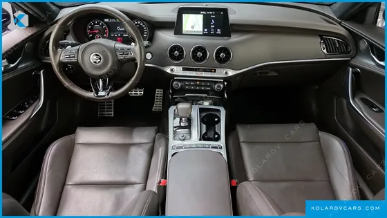 KIA STINGER 2.0 TURBO 2WD