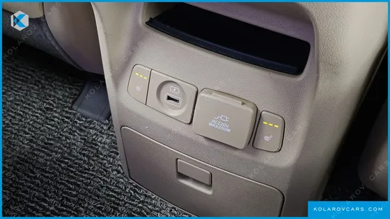 KIA CARNIVAL 9-SEATER PRESTIGE