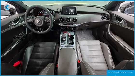 KIA STINGER 2.0 TURBO AWD