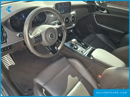 KIA STINGER 2.0 TURBO 2WD