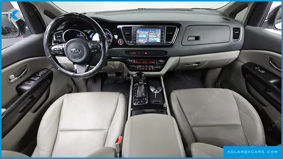 KIA CARNIVAL 9-SEATER PRESTIGE