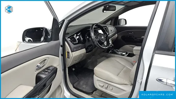 KIA CARNIVAL 9-SEATER PRESTIGE