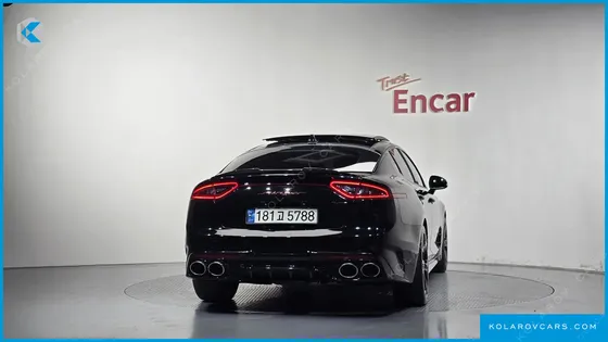 KIA STINGER 2.0 TURBO AWD