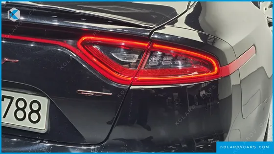KIA STINGER 2.0 TURBO AWD