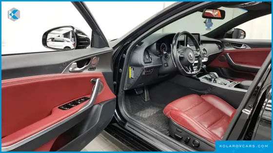 KIA STINGER 3.3 TURBO AWD