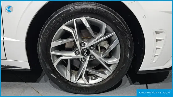 HYUNDAI SONATA 2.0